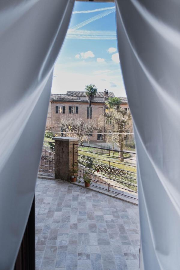 לינה וארוחת בוקר רקאנטי Terrazza Sull'Infinito מראה חיצוני תמונה